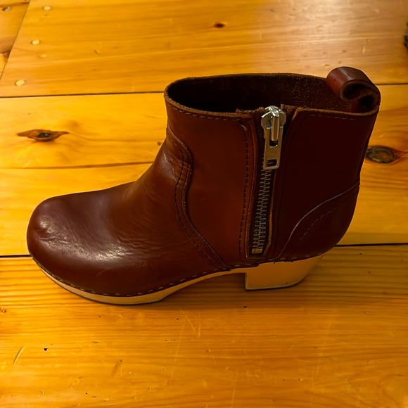 Swedish Hasbeens “Zip it Emy” Ankle Boot Clog in Cognac size 8 - Picture 5 of 9